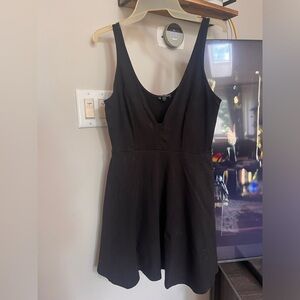 Black dress; Size 4-7